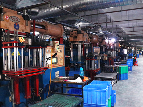 橡膠成型車(chē)間